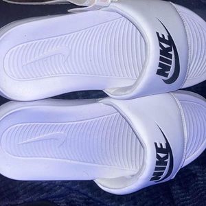 Nike slides